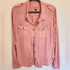 Universal Thread Women's Button Down Shirt